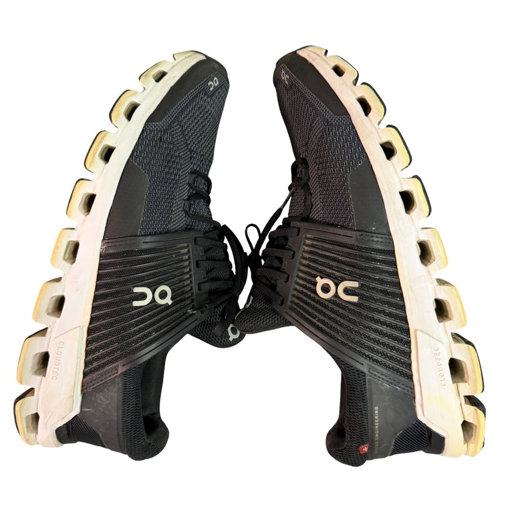 On Running Cloudswift Mens Black White Running Shoes Helion CloudTec Size 9.5